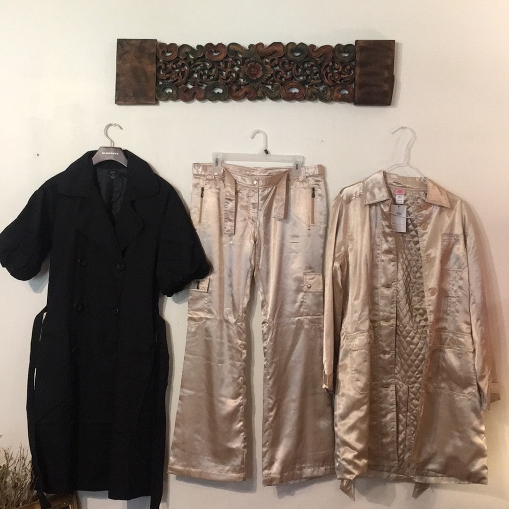 Trench Coat bundle with pants aziz size L